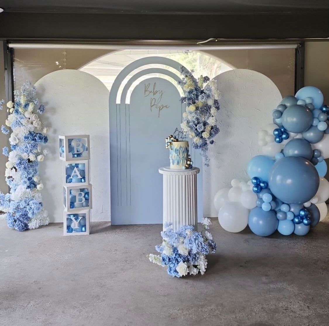 White and Blue Triple Arch Backdrop Set