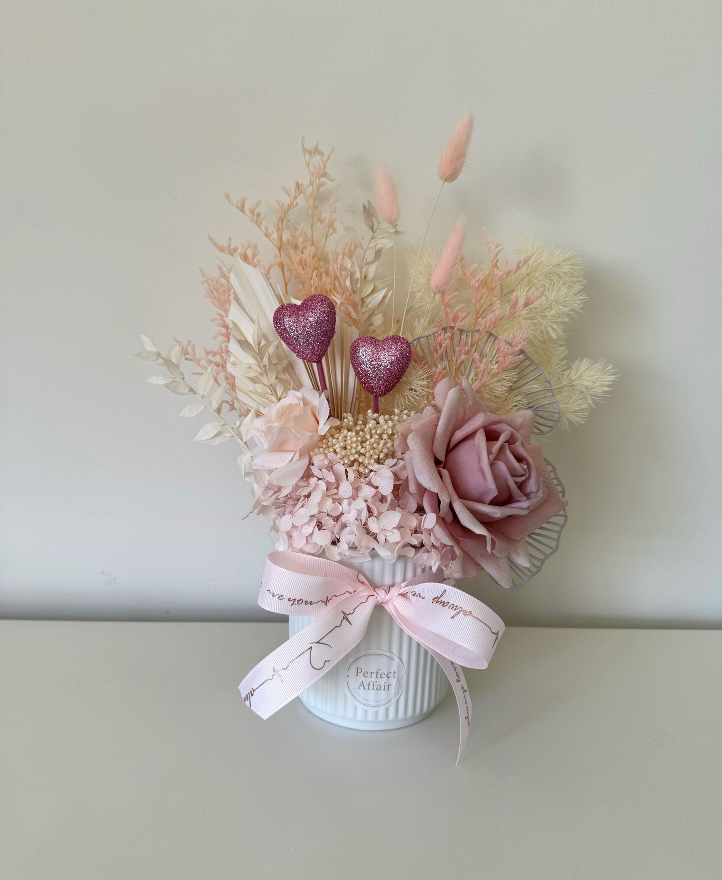 'Blush Elegance' Preserved Flower Vase (small)