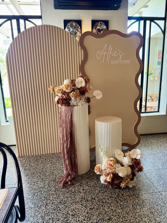 Wavy Backdrop - Beige, Pink and Lilac
