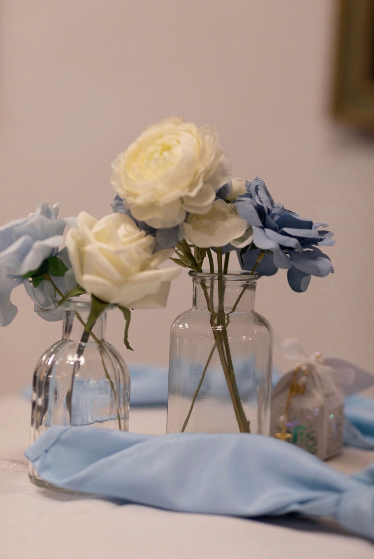 Mini Glass Vase with Flowers